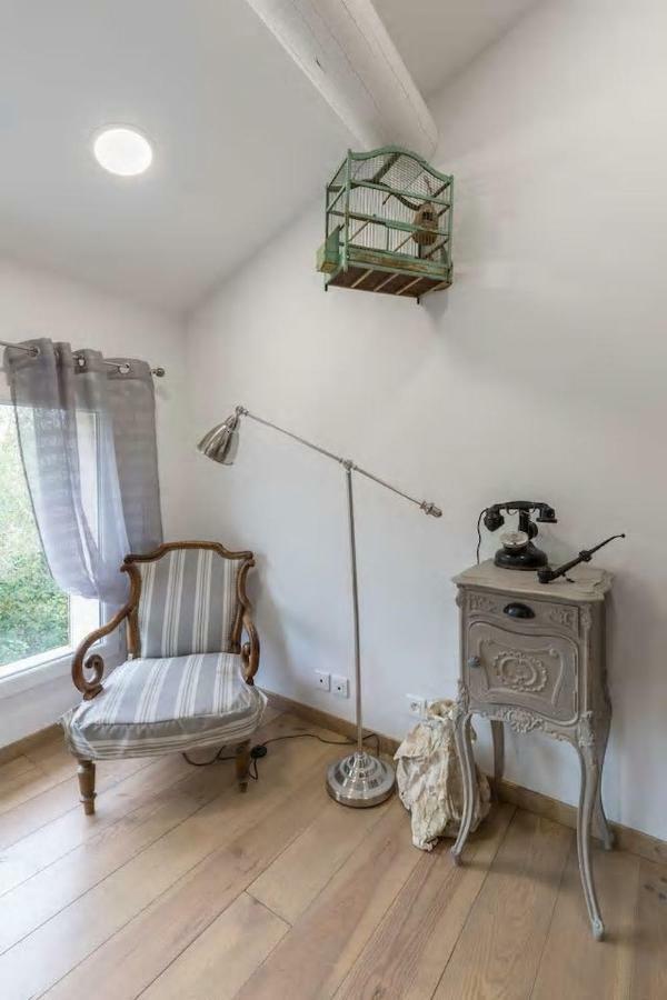 Petite Maison Du Ventoux Mormoiron Exterior photo